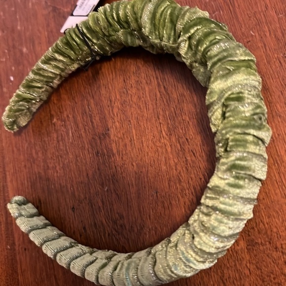 🆕Lele Sadoughi Kelly Chunky Chartreuse Green Gathered Velvet Headband::NWT:: - Picture 8 of 10